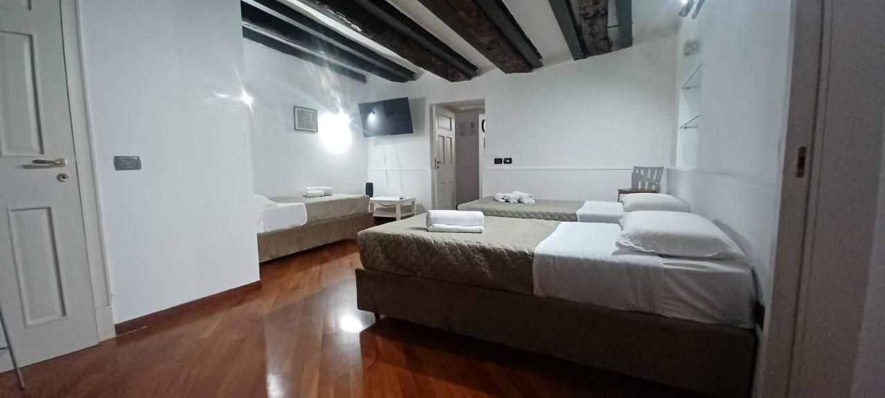 Appartement Residenza Nunziatella à Naples Extérieur photo
